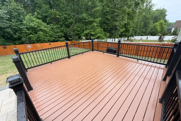 brown-composite-deck-black-railing